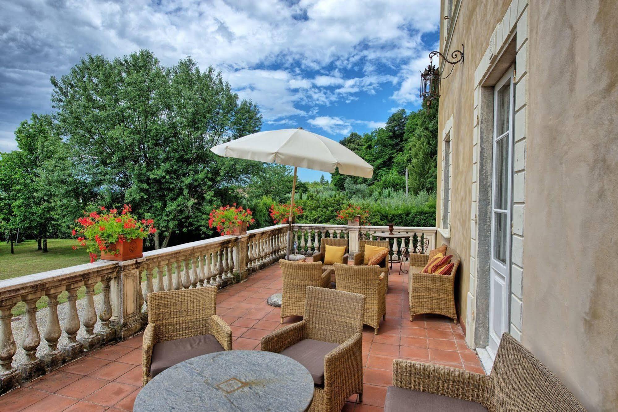 Villa Fiamma By Posarellivillas Piaggiori Экстерьер фото