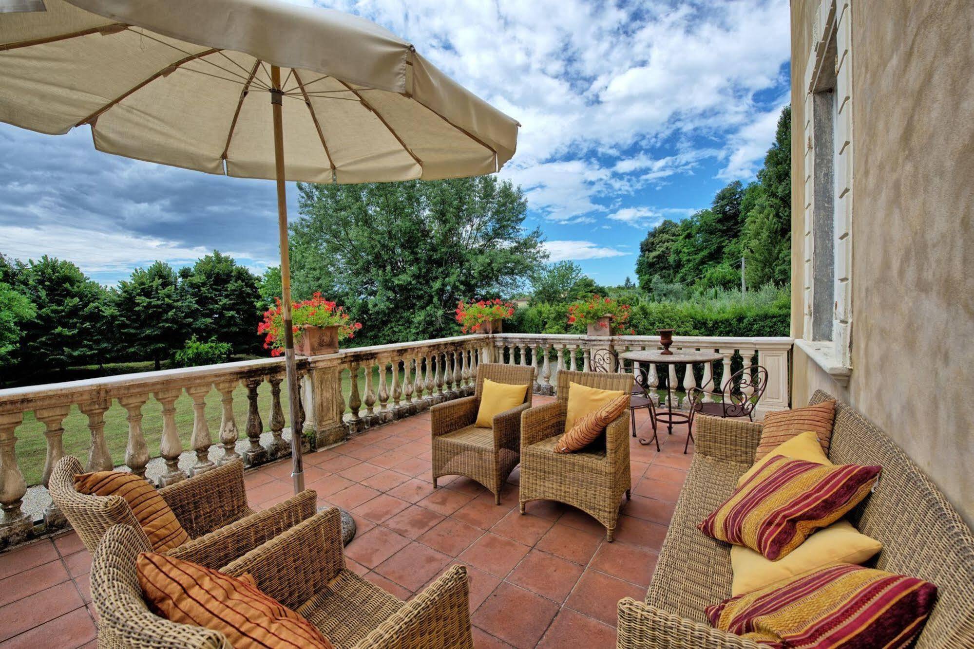 Villa Fiamma By Posarellivillas Piaggiori Экстерьер фото